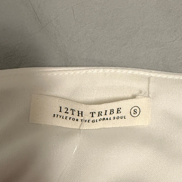 12th Tribe Torrey White Satin Beaded Fringe Crop - Picture 3 of 4